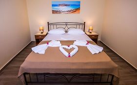 Lardas Luxury Country House